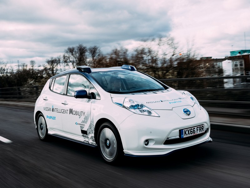 Nissan testuje autonomní vozy na evropských silnicích